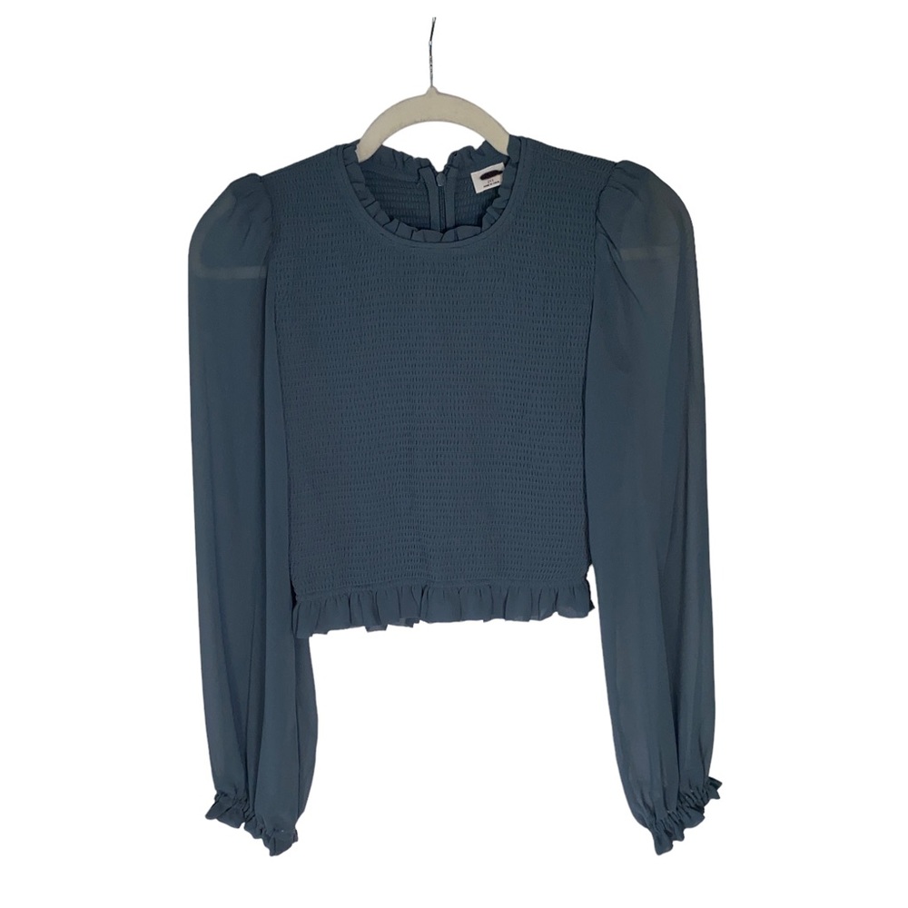 Aritzia Wilfred Smocked Tempest Long Sleeve Blouse